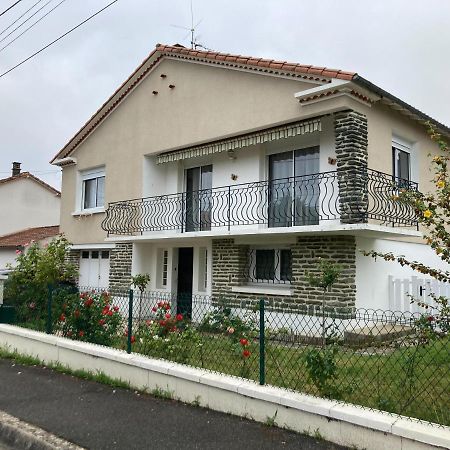 -Comme A La Maison- Jardin, Veranda, Ideal Familles Et Business Niort Ngoại thất bức ảnh
