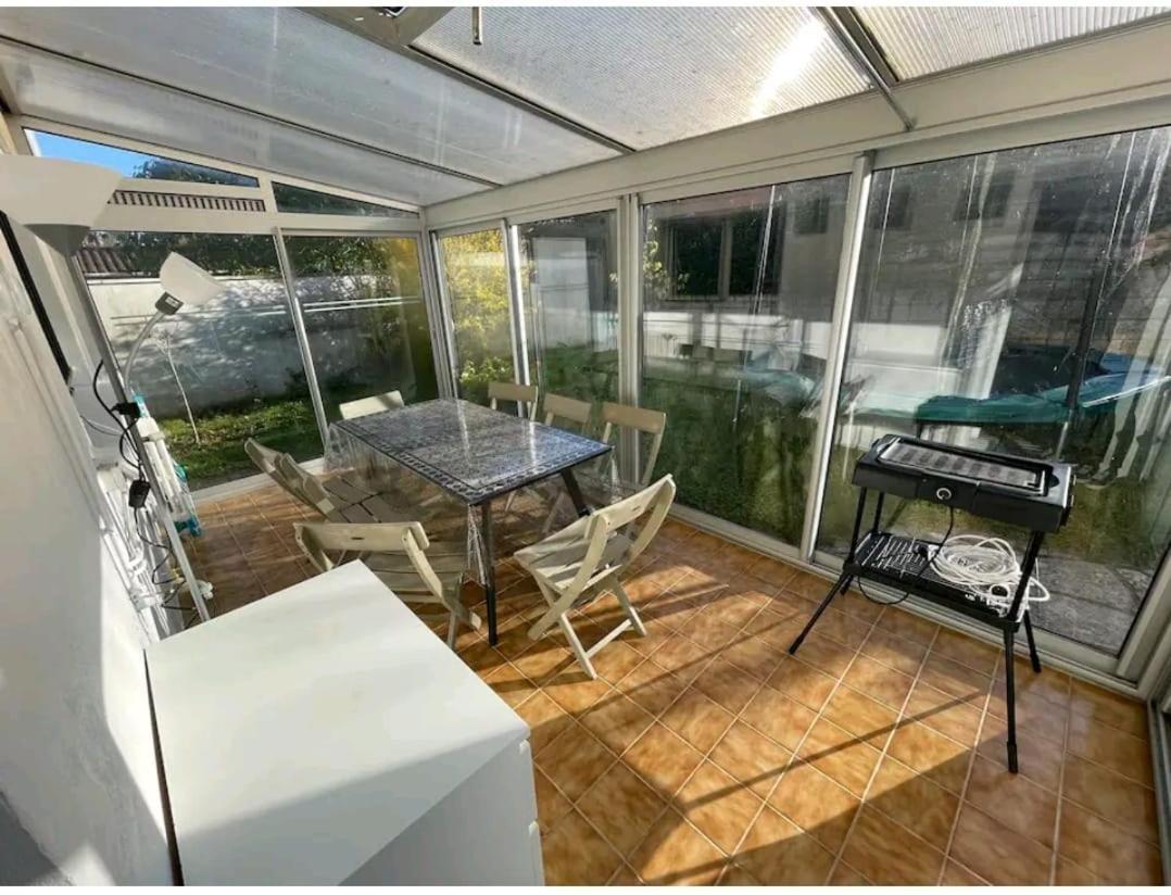 -Comme A La Maison- Jardin, Veranda, Ideal Familles Et Business Niort Ngoại thất bức ảnh